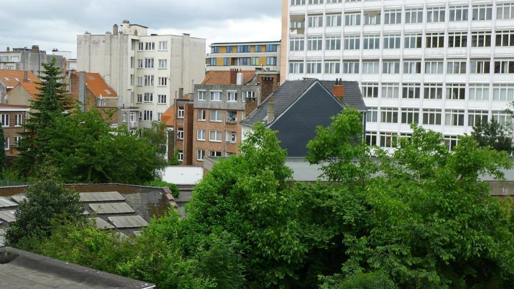 B&B La Chambre De Plume Schaerbeek Экстерьер фото